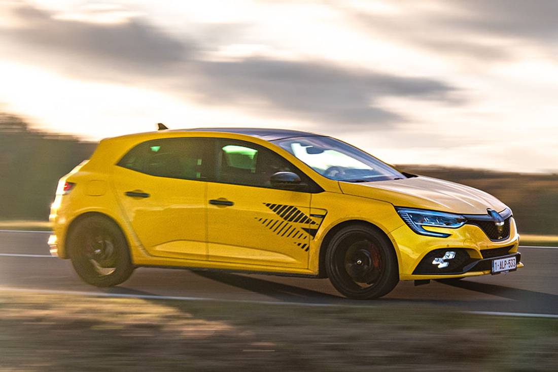 renault megane r.s. ultime 910