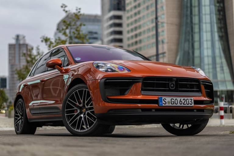 Porsche-Macan S-2022-1600-10