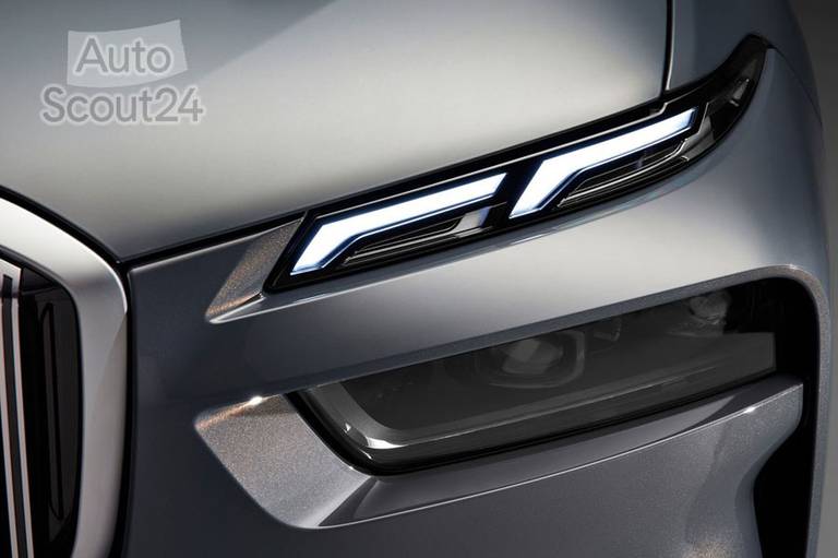 BMW-X7-2023-1280-4d