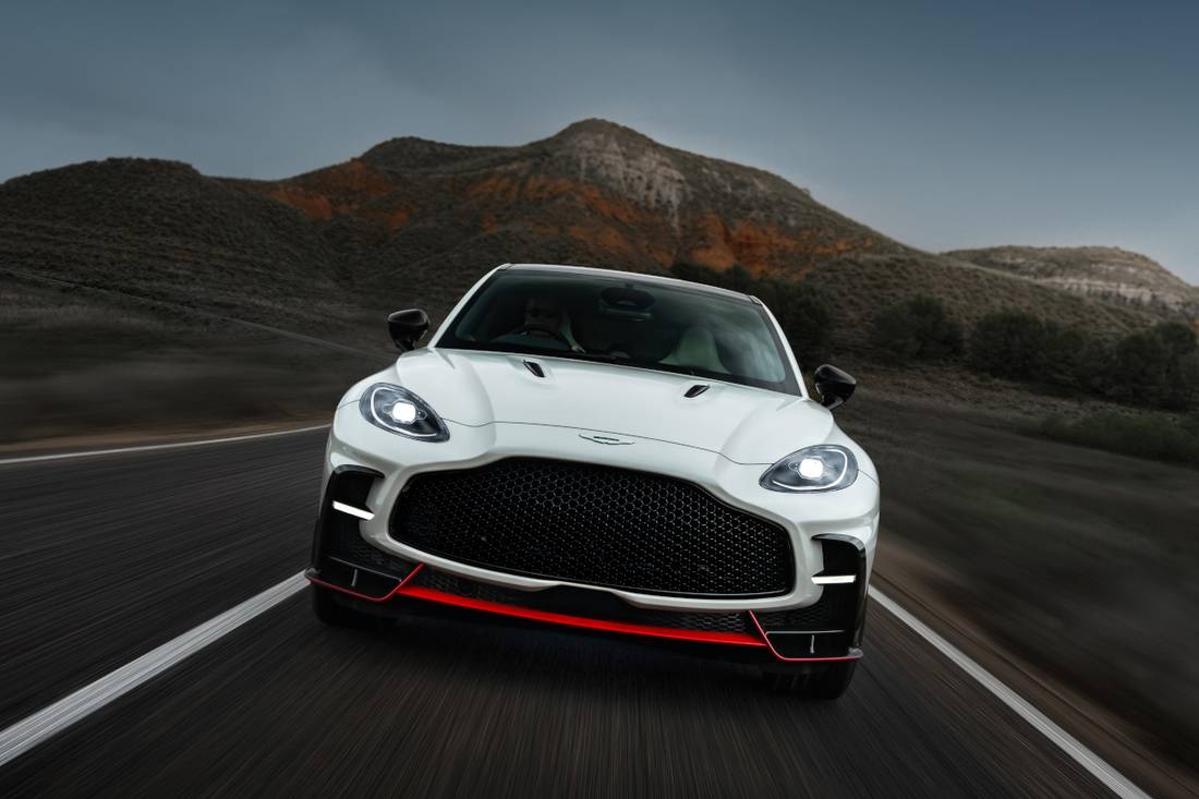 Aston-Martin-DBX-S-2025 (11)