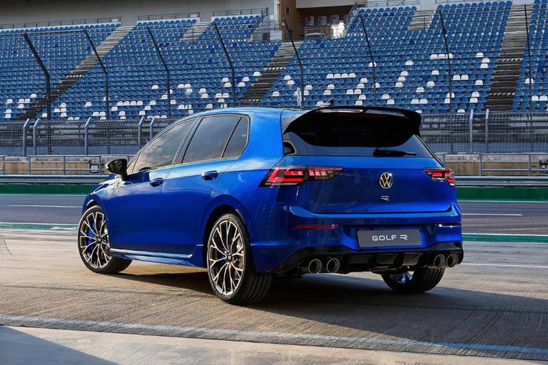 Volkswagen-Golf-R-2024 (1)