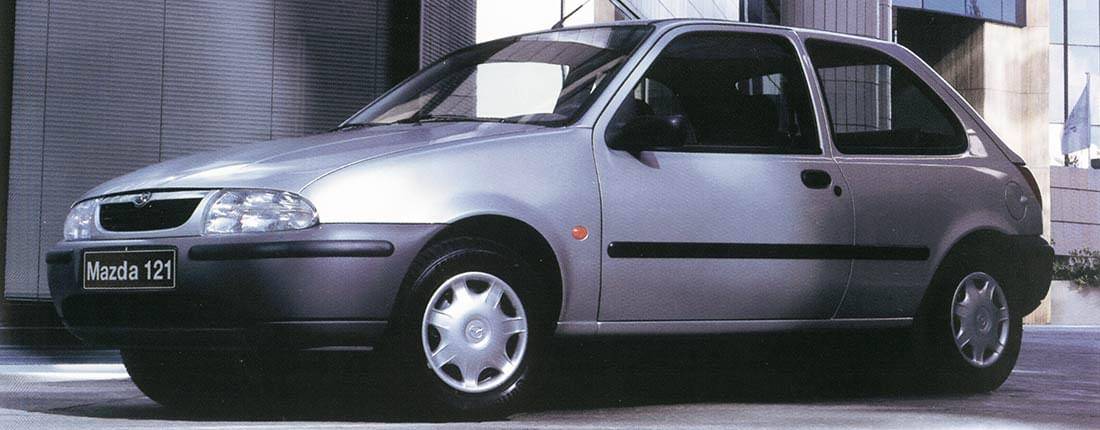 mazda-121-l-01
