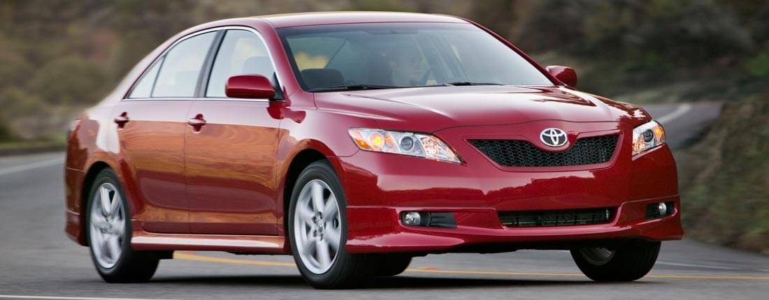 toyota-camry-l-03