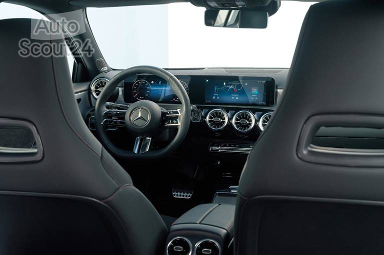 Mercedes-Benz-A-Class-2023-1600-05