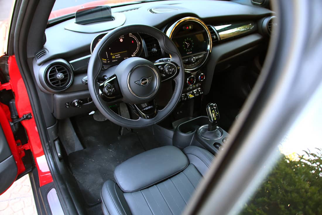 mini-cooper-se-26