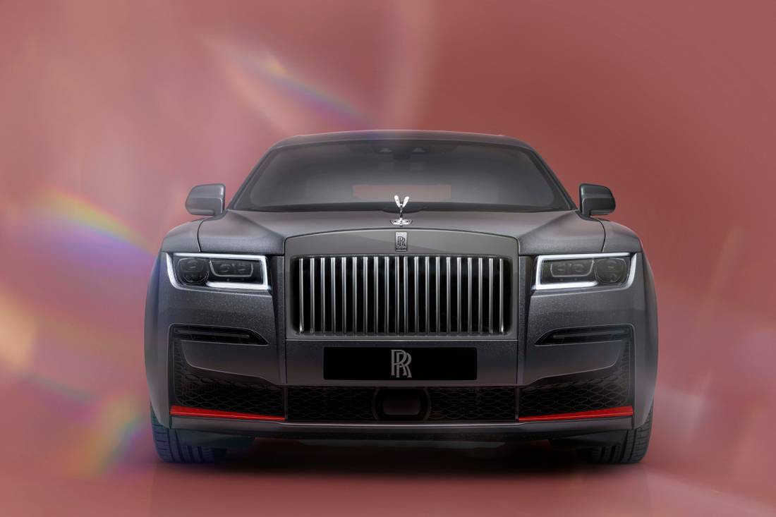 ROLLS-ROYCE-GHOST-PRISM-2024-120-aniversario (1)