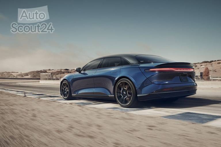 Lucid-Air Sapphire-2023-1600-0f