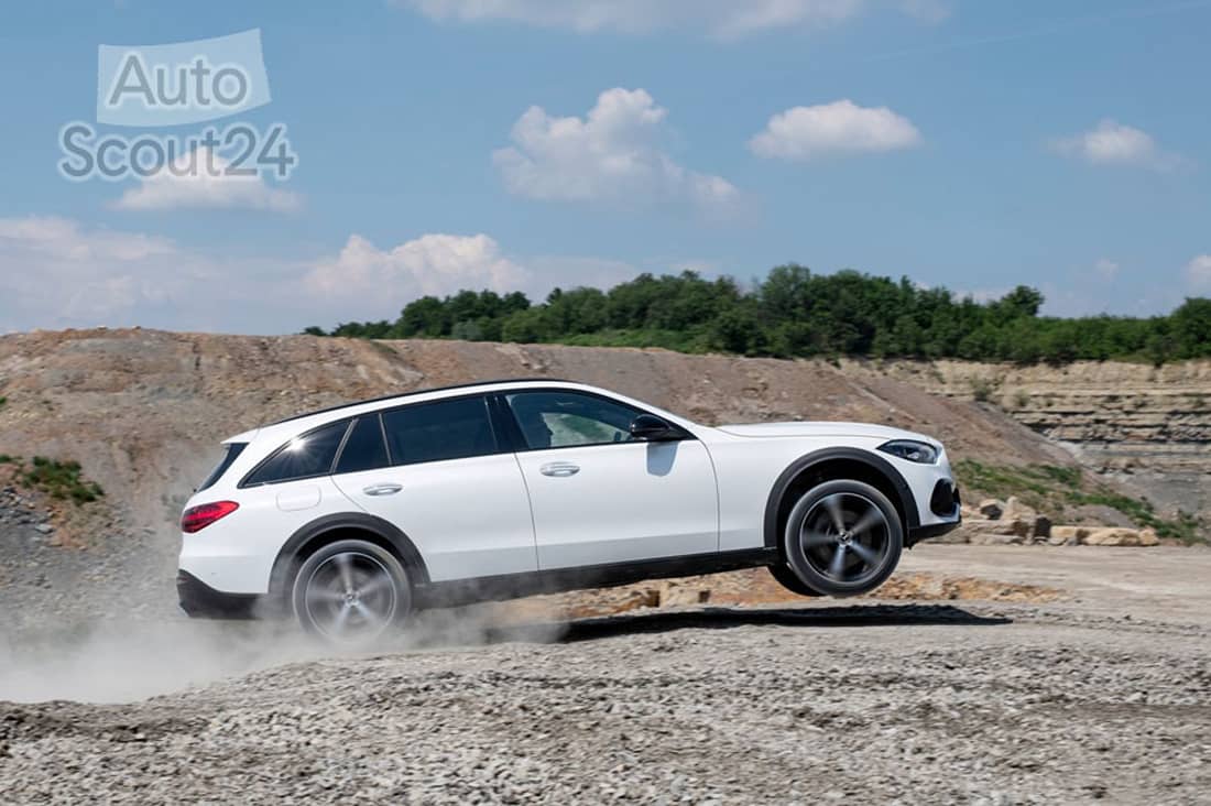 Mercedes-Benz-C-Class All-Terrain-2022-1600-11