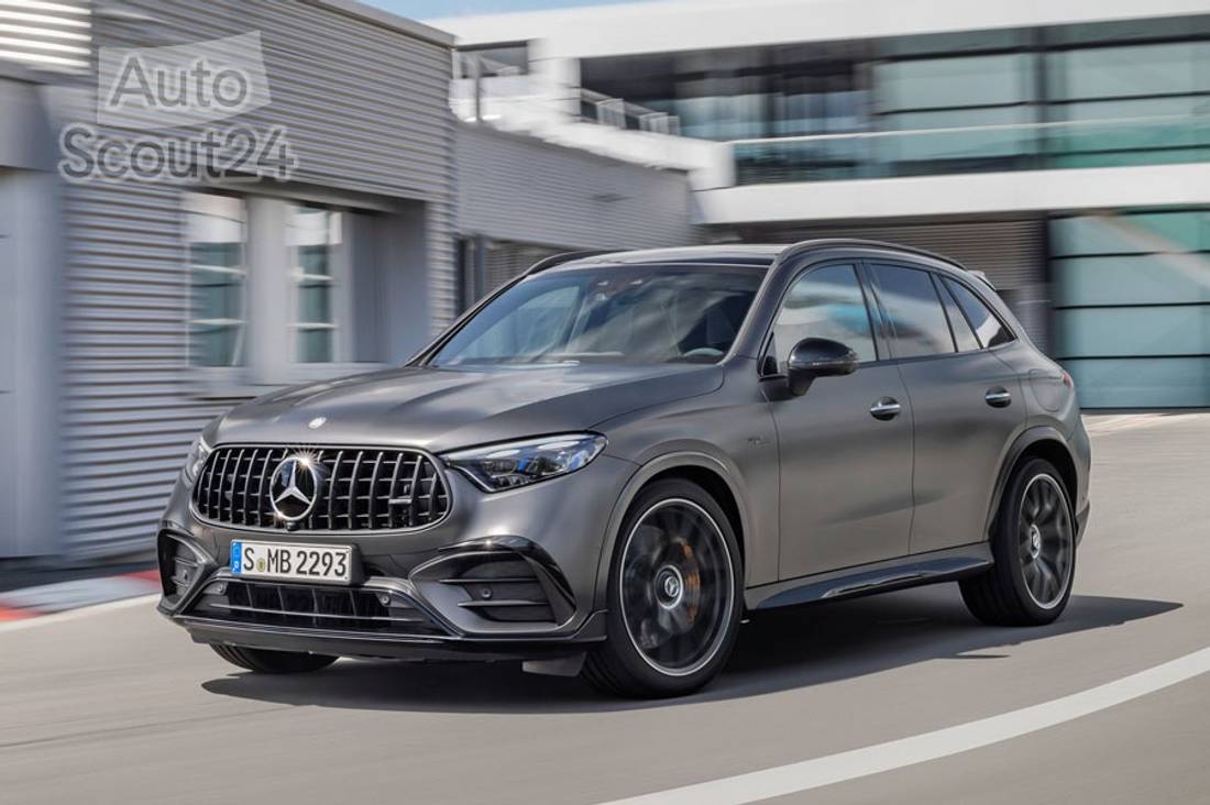 Mercedes-Benz-GLC63 S AMG E Performance-2024-1600-03