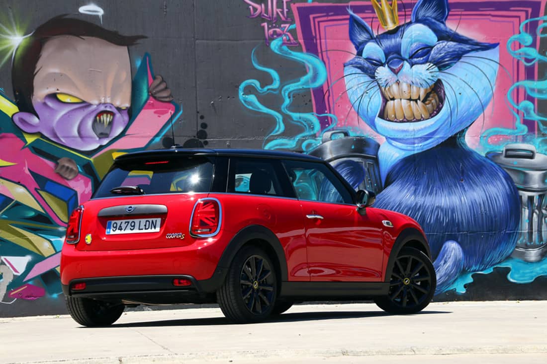 mini-cooper-se-01