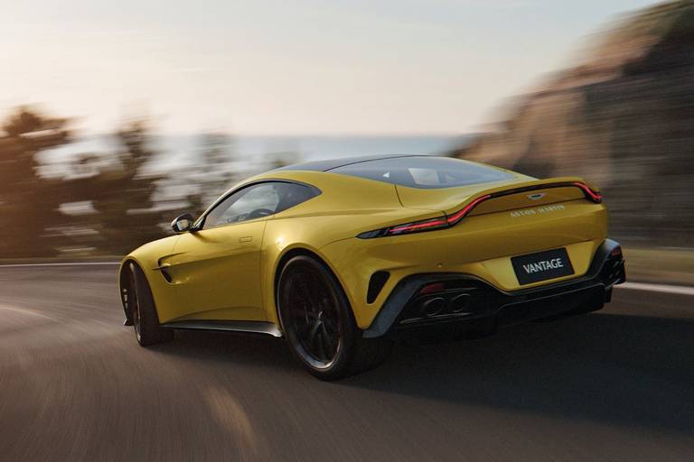 Aston Martin-Vantage-2025-dinamica