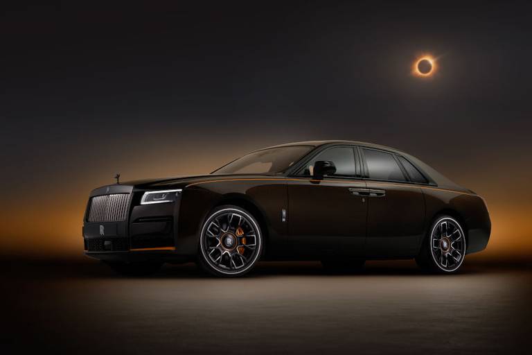Rolls-Royce-black-Badge-Ghost-Ékleipsis (9)