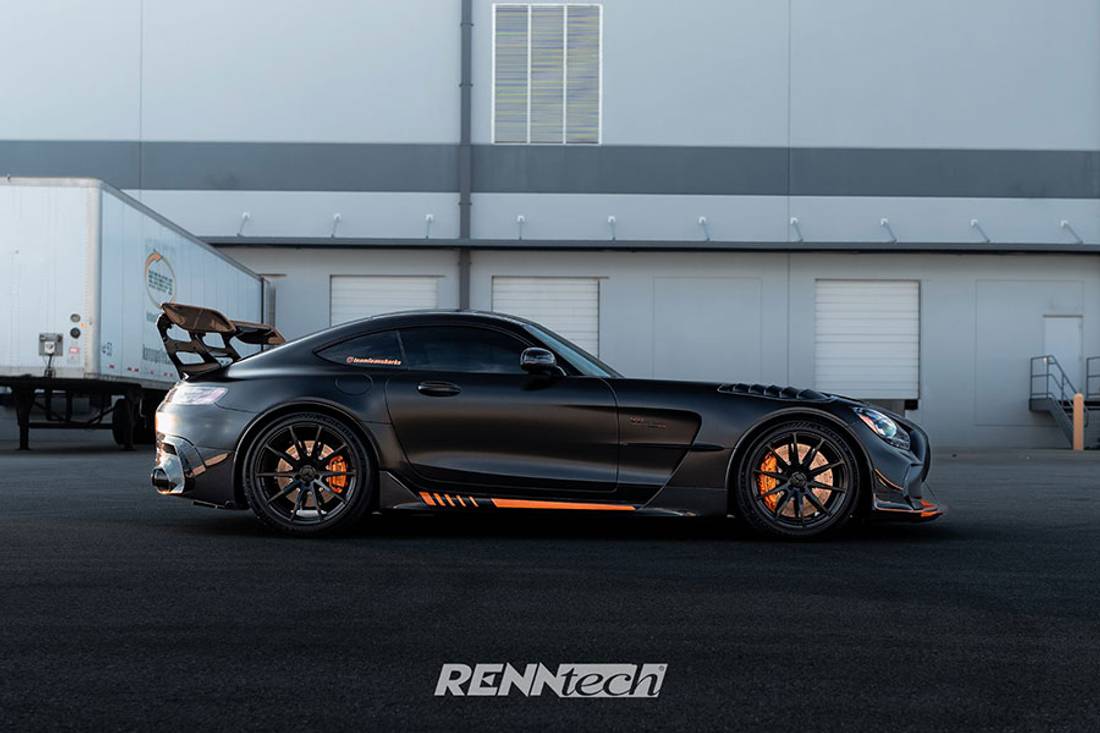 Mercedes-AMG-GT-Black-Series-Renntech-2