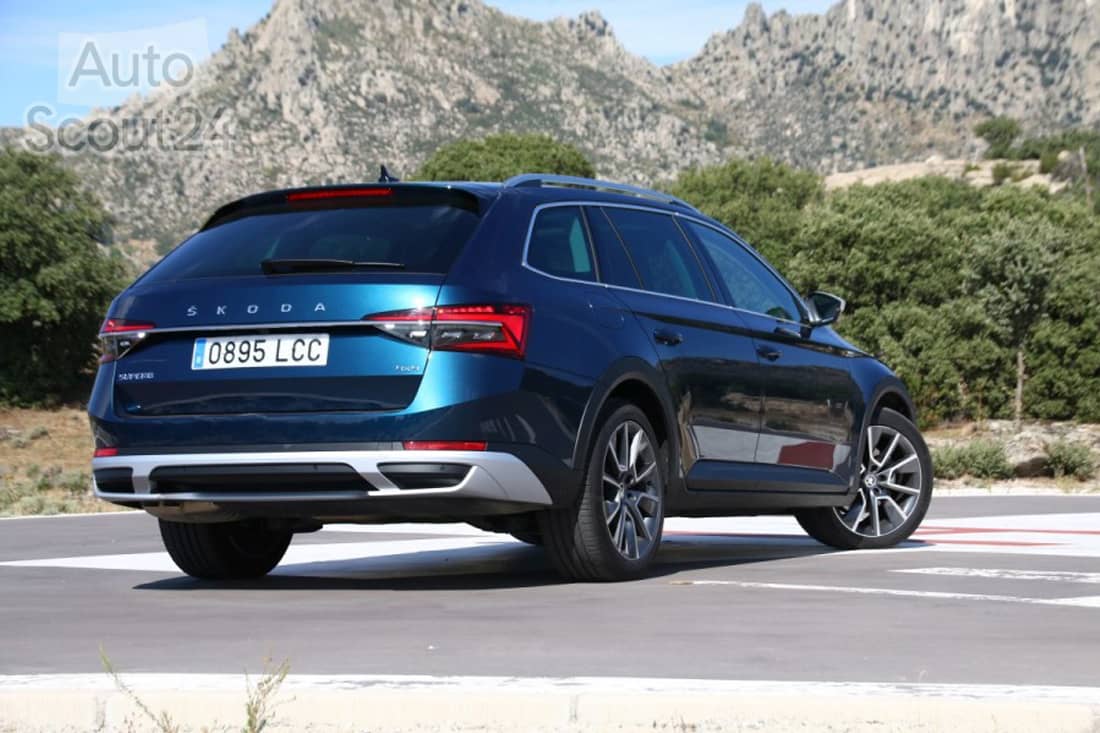 prueba-skoda-superb-scout-18