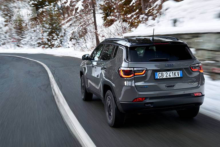 Jeep Compass hybrid 240 CV