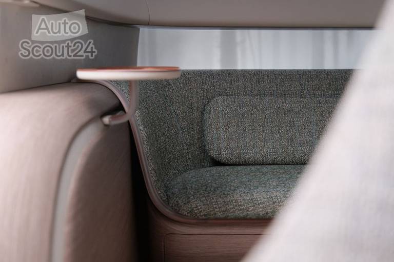 hyundai-seven-sneak-peek-interior-02 wid 1024