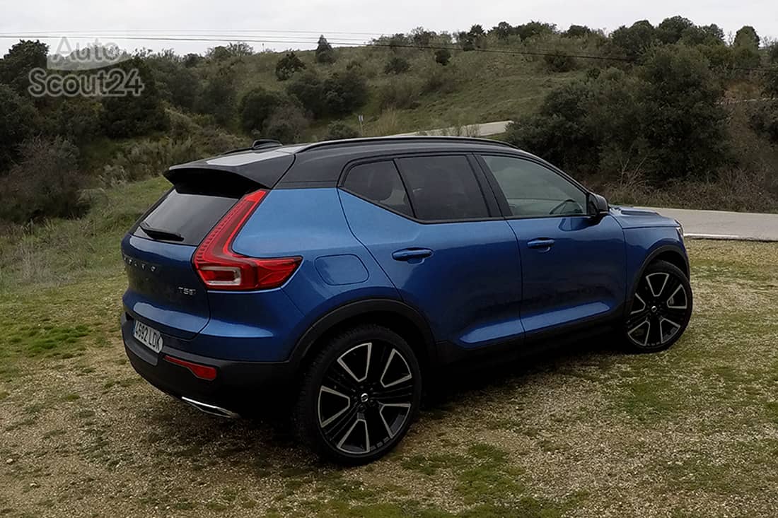 Volvo XC 40 T5 híbrido 262 CV año 2021 