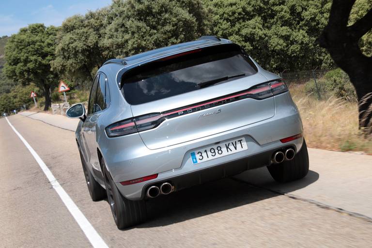 porsche-macan-s-48