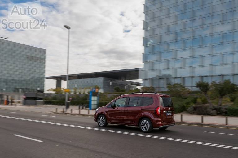 presentacion renault kangoo etech 007(1)