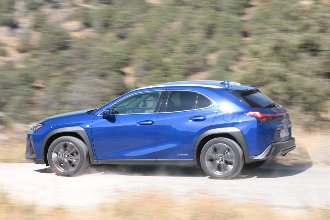 lexus-ux250h (38)