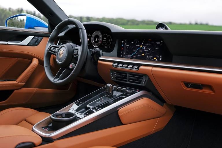 Porsche-911 Carrera-2025-1600-03