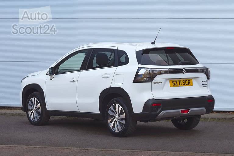 Suzuki-S-Cross-2022-1600-09