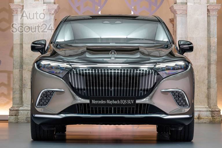 Mercedes-Benz-EQS SUV Maybach-2024-1600-10
