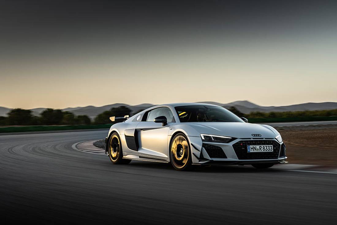 Audi-R8-V10-GT-RWD-2022-autoscout24 (16)