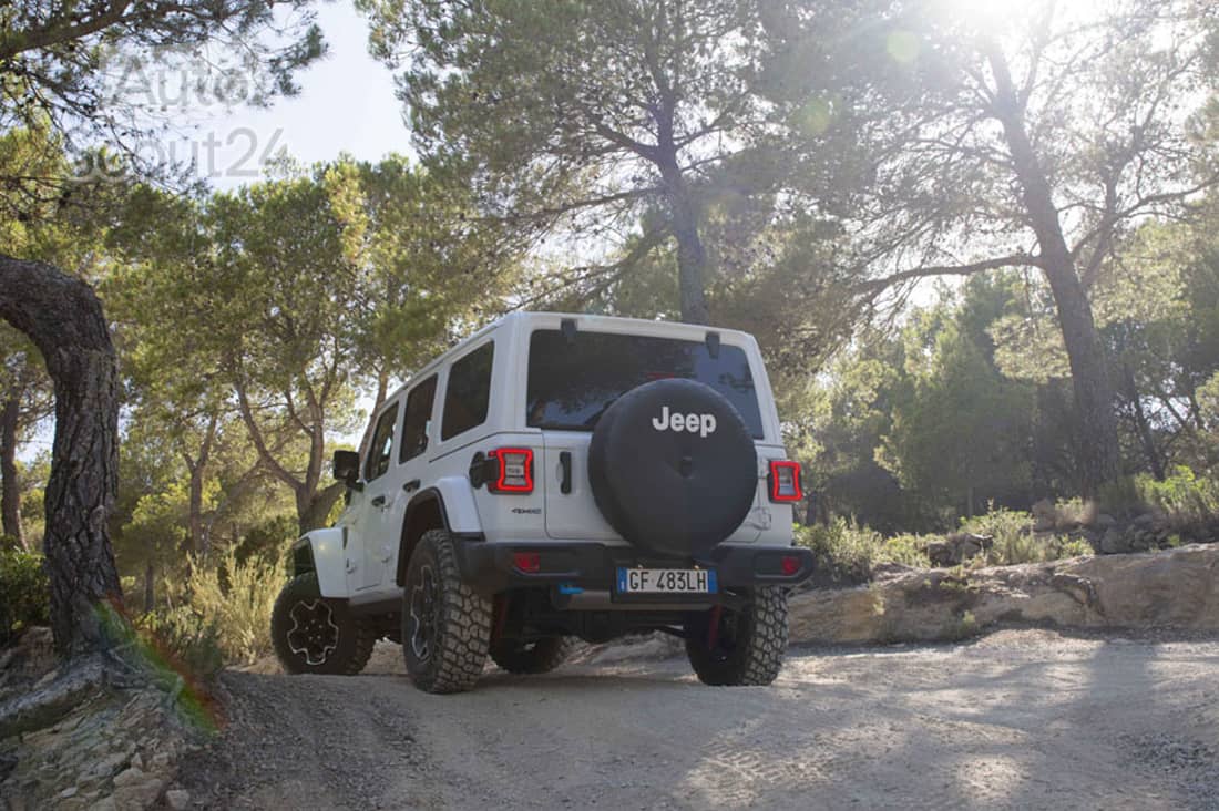 jeep-wrangler-4xe (16)