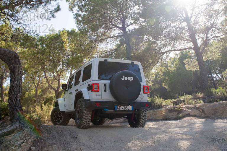 jeep-wrangler-4xe (16)