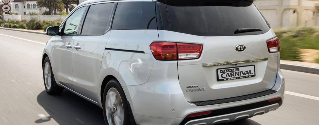 kia-carnival-l-02