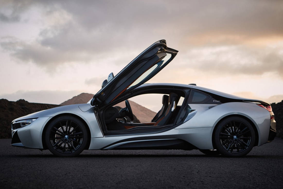 BMW-i8 Coupe-2019-1600-0a