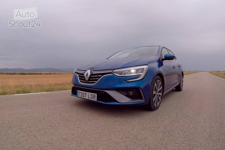 FT 1 renault megane hibrido rodando1