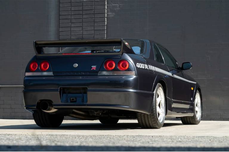 Skyline-nismo-400R-backright2