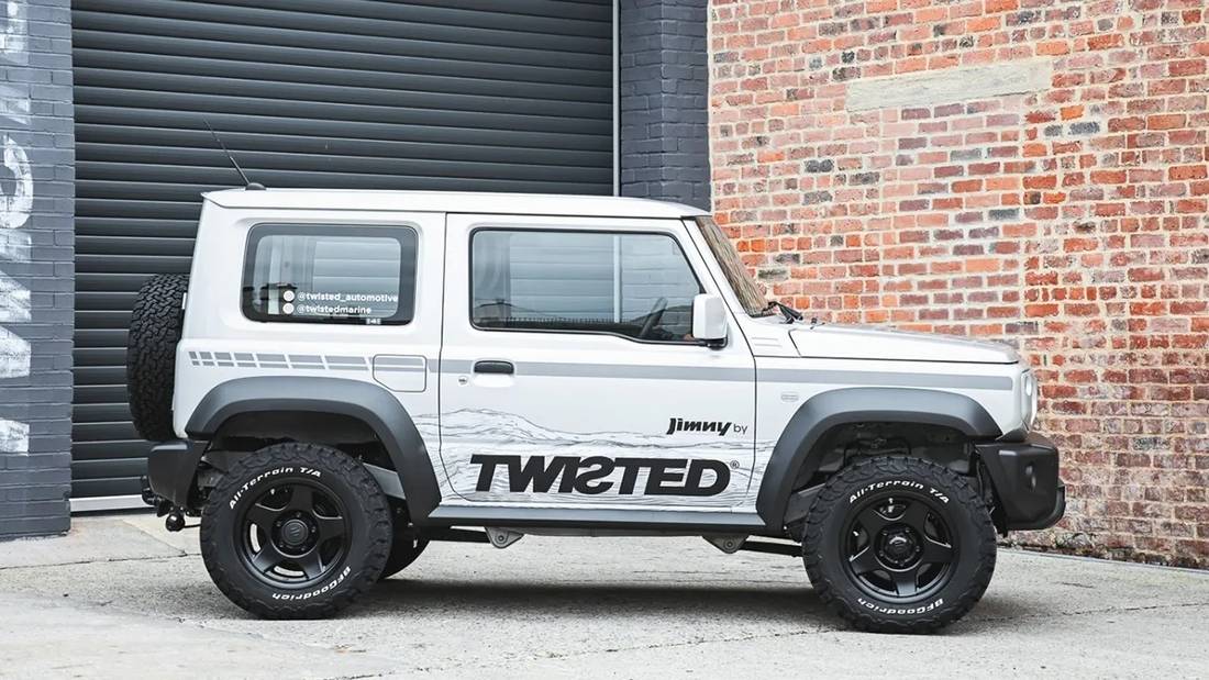 Suzuki-jimny-twisted-2023-autoscout24 (10)