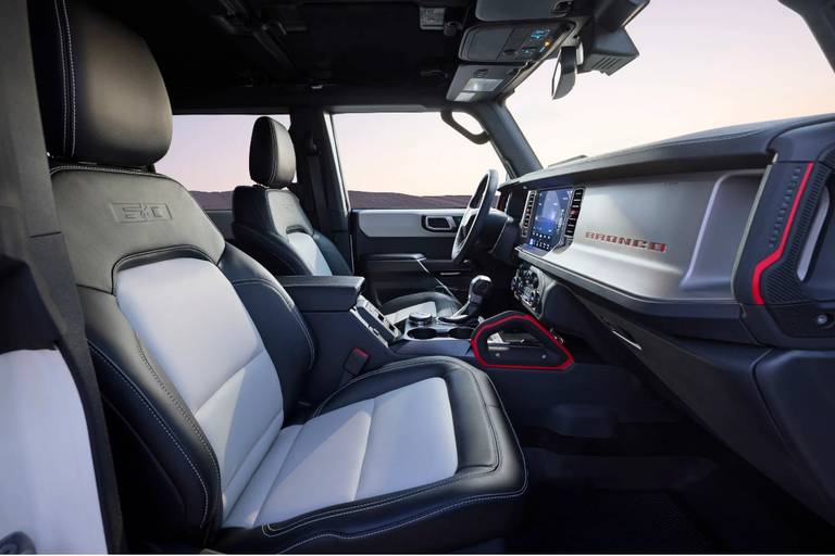 Ford-Bronco-60th-Anniversary -Package-2025 (9)
