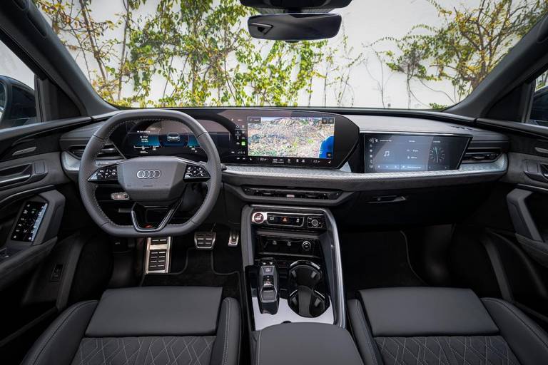 audi-q5-2025-interior (4)