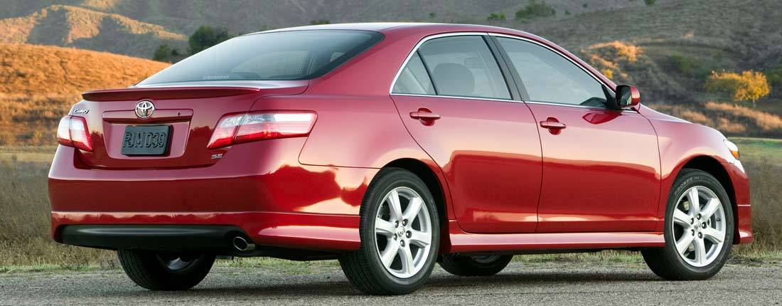 toyota-camry-l-02