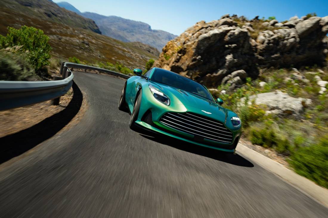 Nuevo-Aston-Martin-DB12-2023 (28)