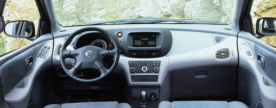 nissan-almera-tino-l-04