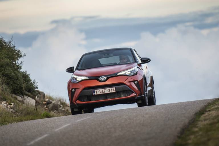 C-HR Orange 2020 15