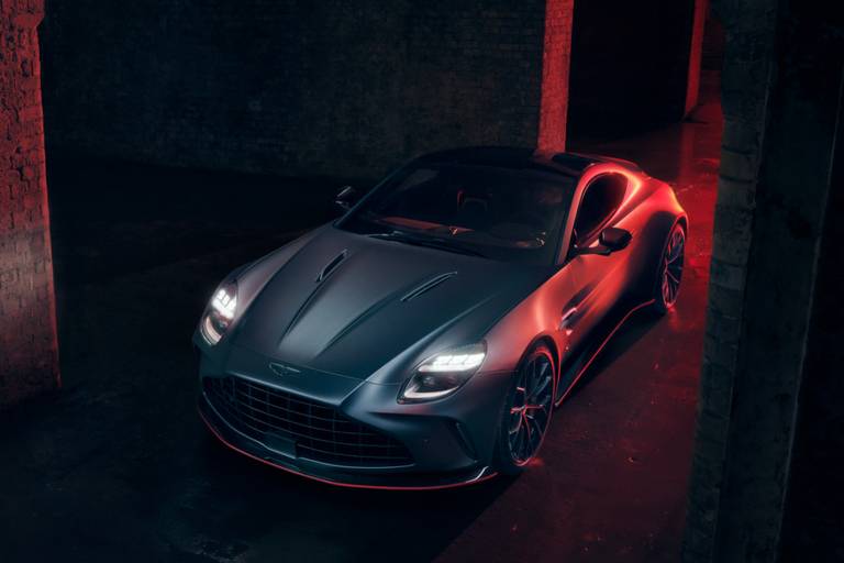 Aston-Martin-vantage-S-2025 (8)