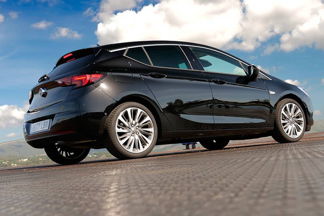 Opel astra 2020