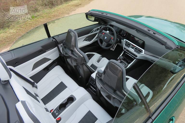 22 BMW M4 cabrio aerea interior