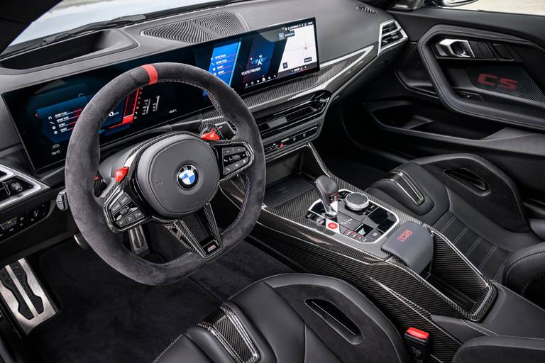 BMW-M2-CS-2025-interior (1)