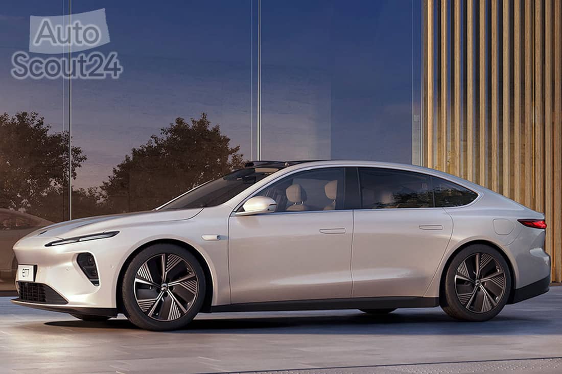 NIO-ET7-11