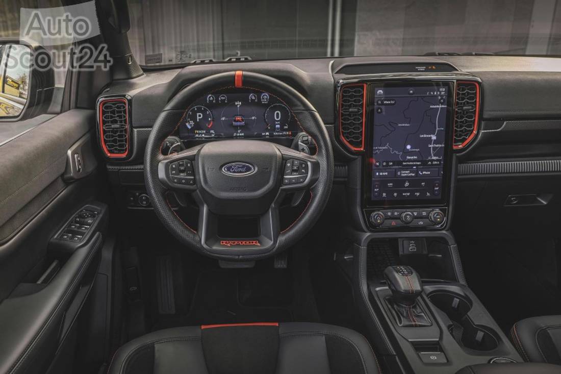 Ranger Raptor-interior-05-LOW