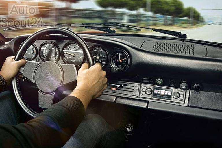 Un Porsche de los 70 con la conectividad del siglo XXI