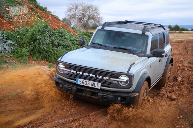 Ford-Bronco-2024-sistema-4x4 (7)