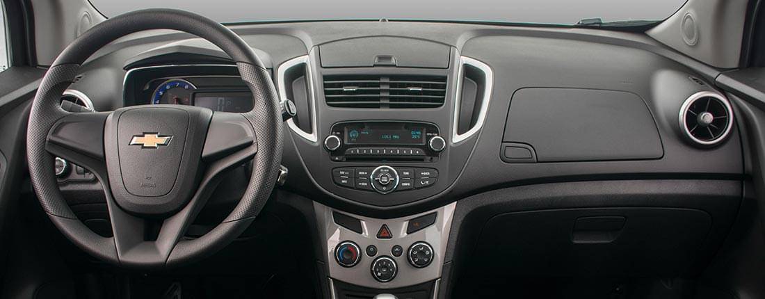 chevrolet-tracker-l-04